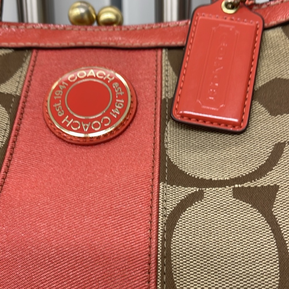 Coach KISSLOCK Very Pretty Orange & Coated Canvas Signature Stripe Handbag - Picture 3 of 7